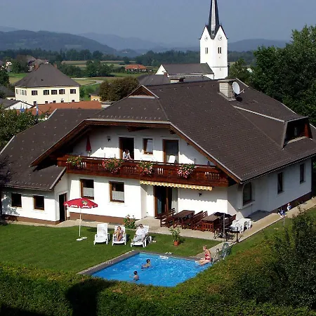 Schneider Apartment